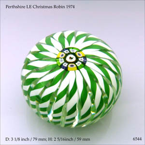 Perthshire Xmas 1974 Robin paperweight (ref. 6544)